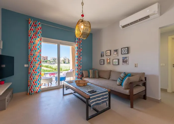 Golden El Gouna Апартаменты *